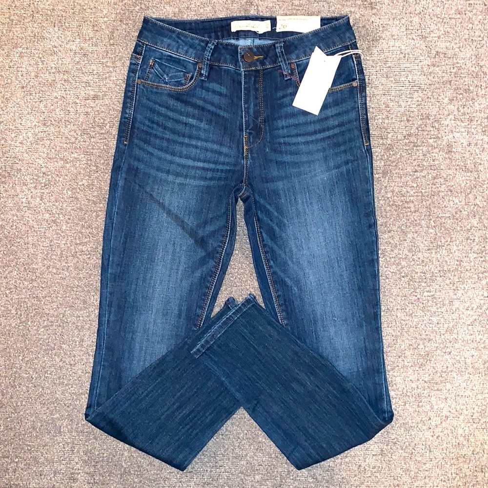 Unpublished Jeans